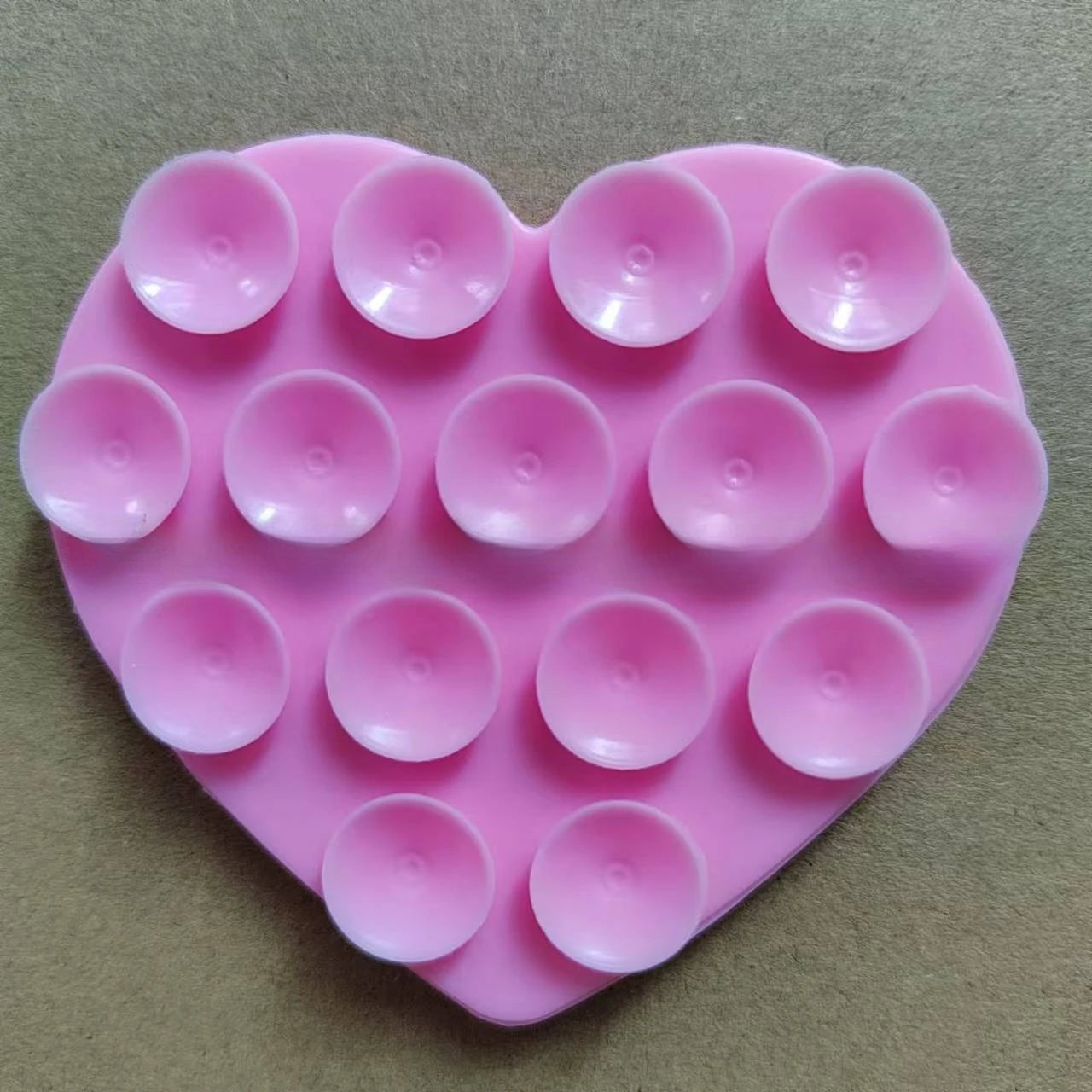 Heart Shaped Double-sided Silicone Suction Cup Phone Sticker Self-adhesive Anti Slip Suction Phone Support Bracket Suction Cup