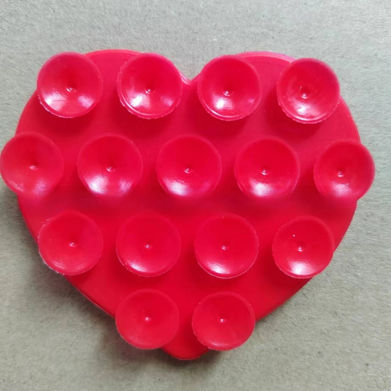 Heart Shaped Double-sided Silicone Suction Cup Phone Sticker Self-adhesive Anti Slip Suction Phone Support Bracket Suction Cup